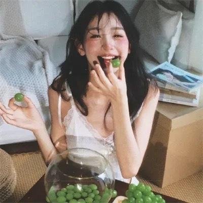 绿草如阴
